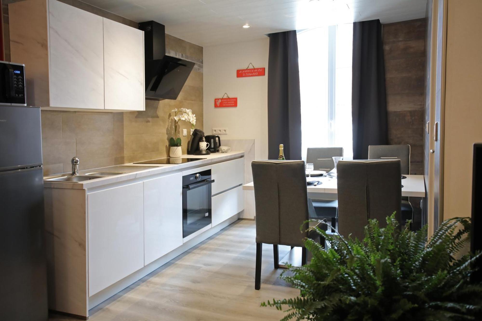L'Atelier 57 - Votre Meuble Authentique ! Apartment Arbois Bagian luar foto